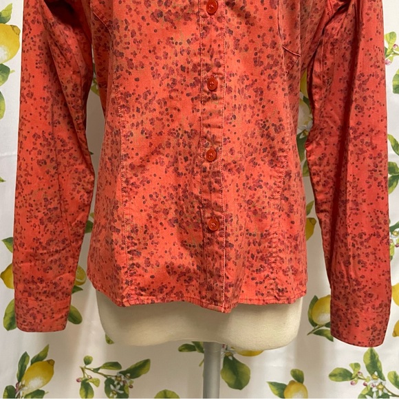 Patagonia Women’s Blouse (4) - Picture 4 of 6